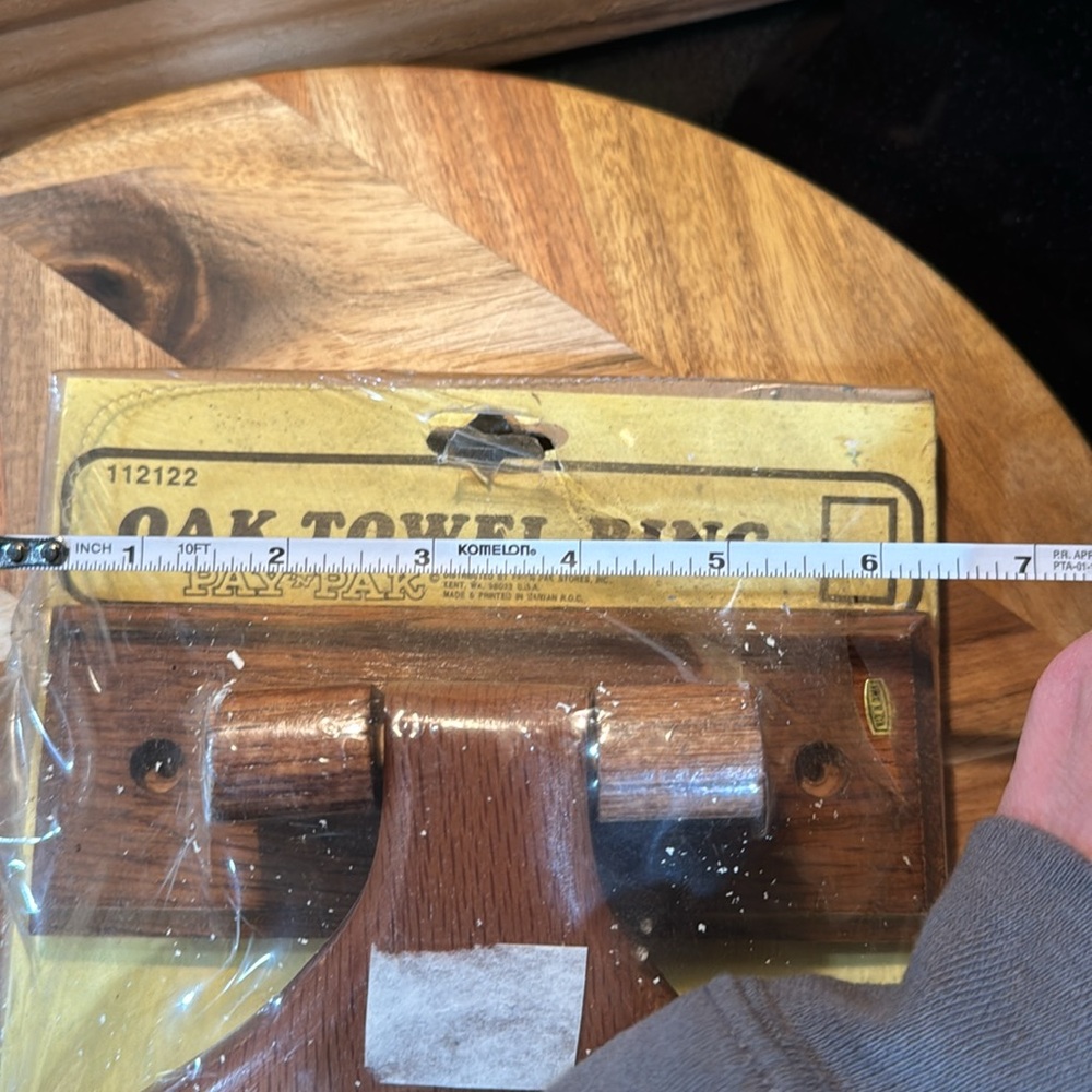 $5 bundled - ๐ Oak Towel Ring-Cambridge Oak - Picture 3 of 4